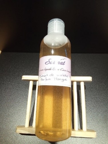 Savon liquide base d'huile olive et de coco, extrait de violette, parfum mangue